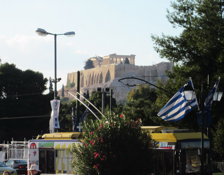Akropolis vom Stadion aus