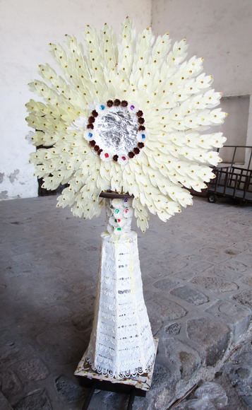 Kirchenschmuck hergestellt von einheimischen Indios