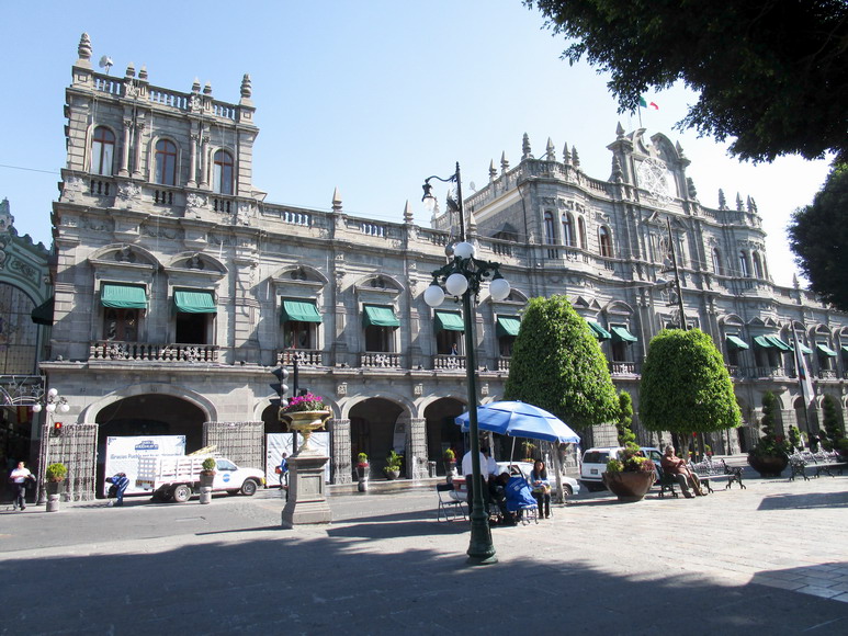 Auch die weltlichen Eroberer hatten Paläste in Puebla
