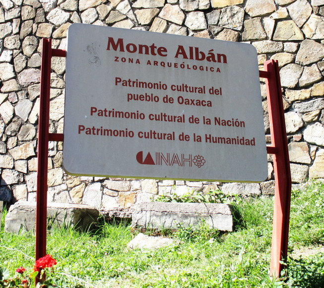 Eingang Monte Alban