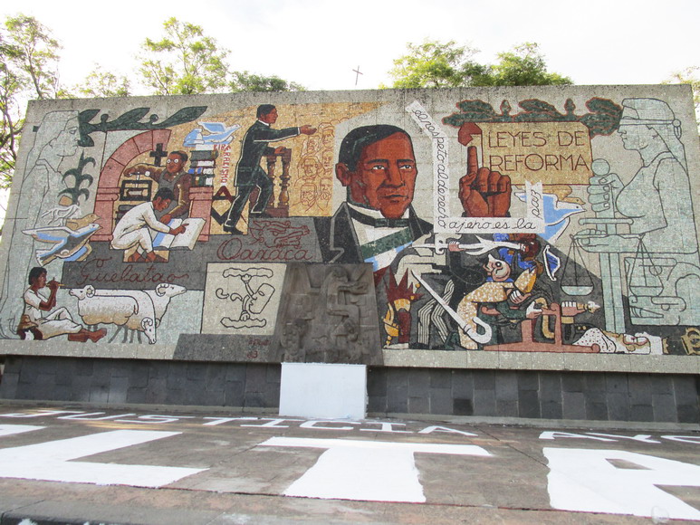 Mosaik aus dem Leben von Präsident Bonito Juarez