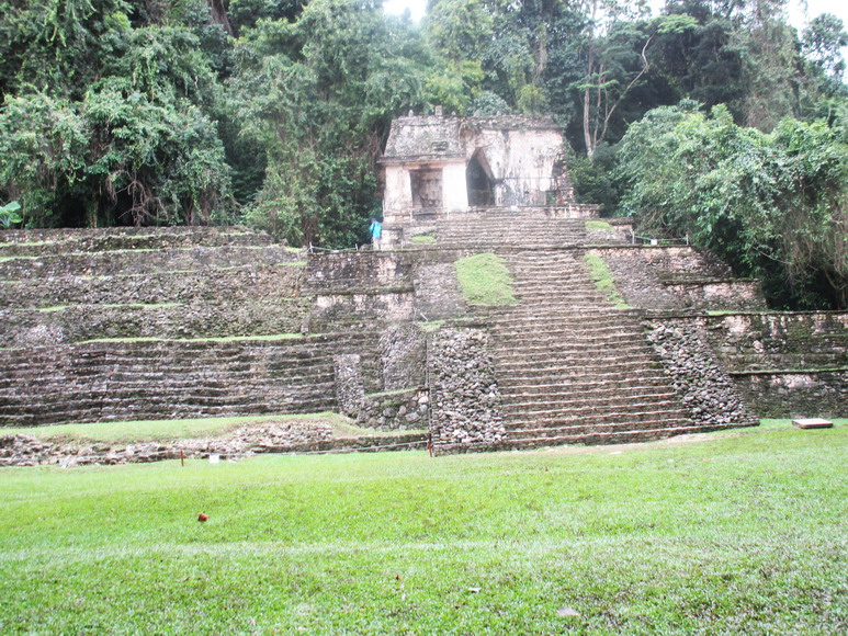 Maya Ausgrabung in Palenque