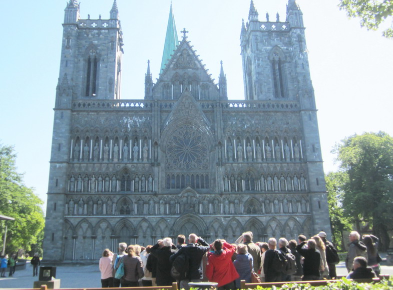 Der Dom von Trondheim     Traumhaft schön
