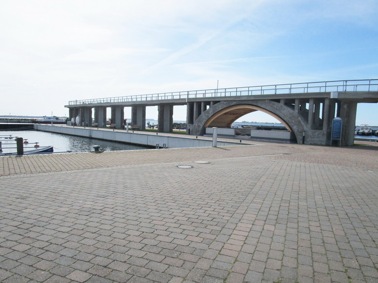 Ehemalige Kreide-Verladebrücke in Wiek
