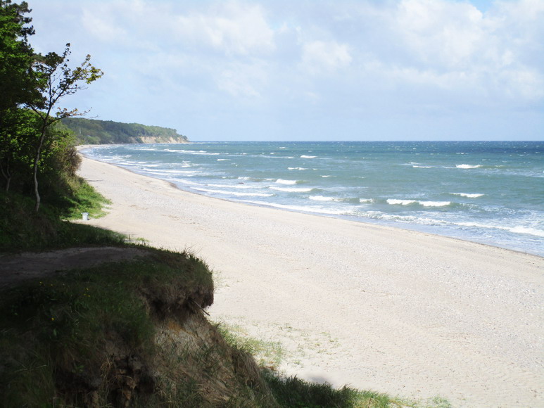 Es ist viel zu kalt und stürmisch für Strandwanderungen im Mai 2015